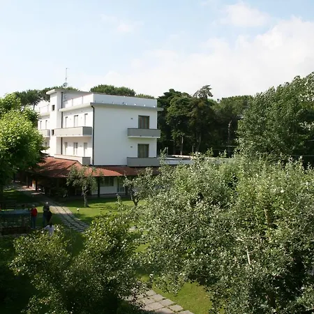 La Bussola Ξενοδοχείο 3*