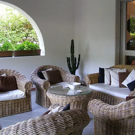 Otel La Bussola Marina di Massa