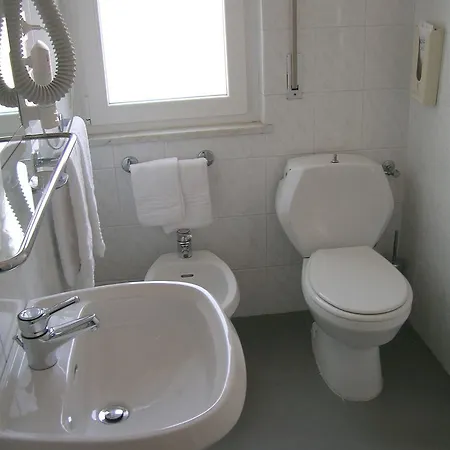 La Bussola Marina di Massa