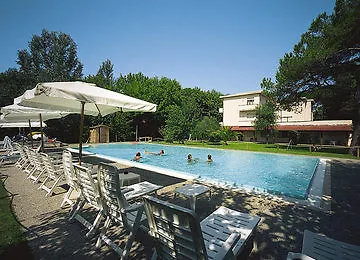 Otel La Bussola Marina di Massa